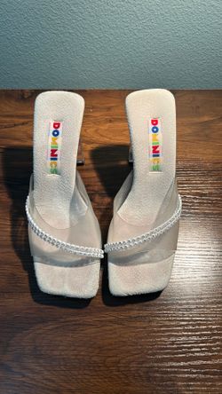 Dominic’s heels