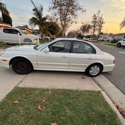 Hyundi Sonata Sedan 2002