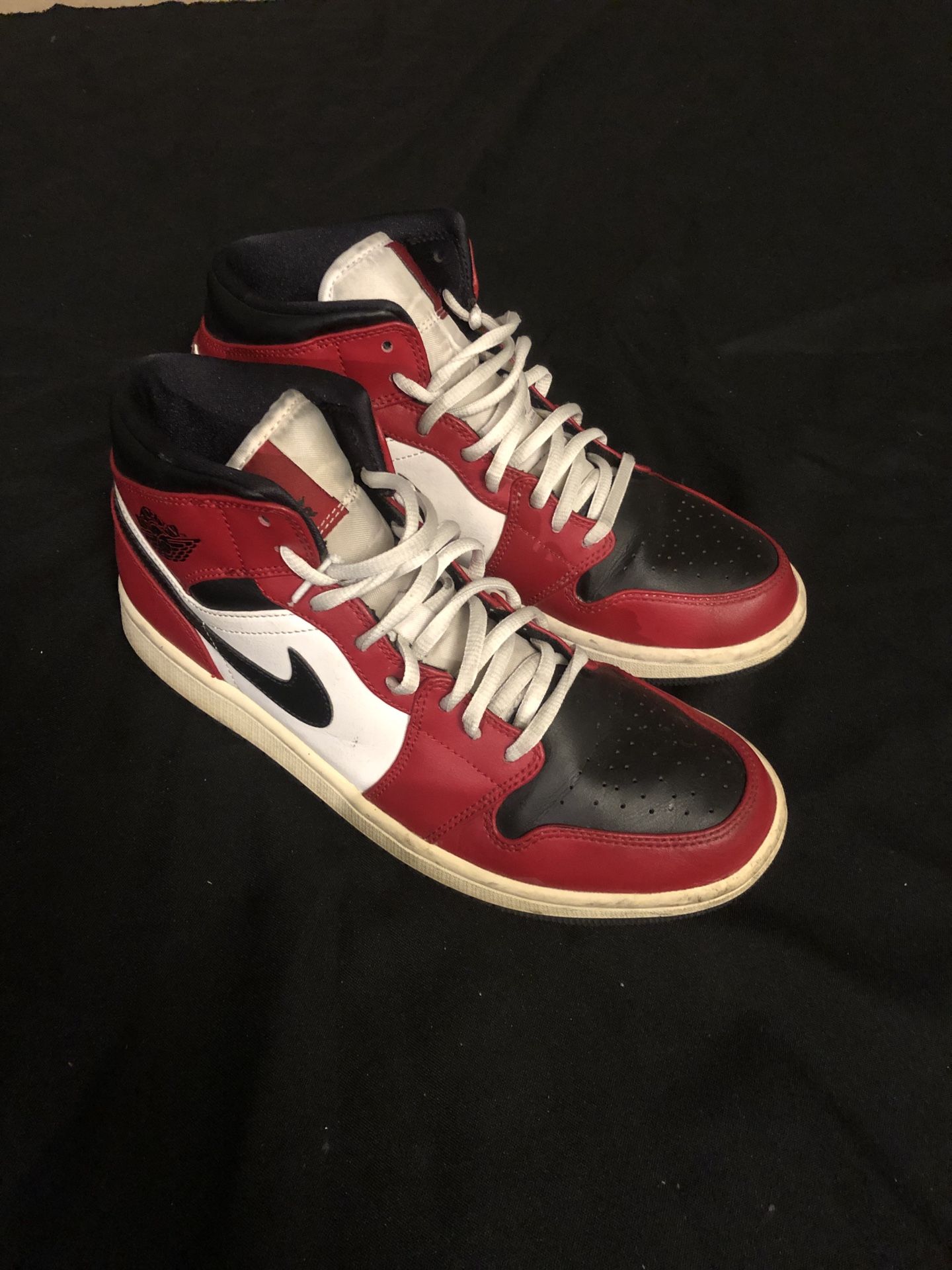 Nike Air Jordan Mid Chicago Size - Main Image