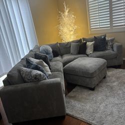 Sectional Couch 