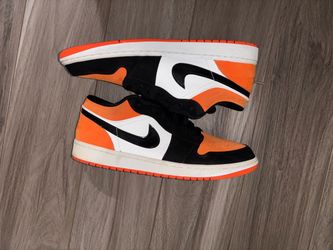 Air Jordan 1 Low Shattered Backboard Sneakers