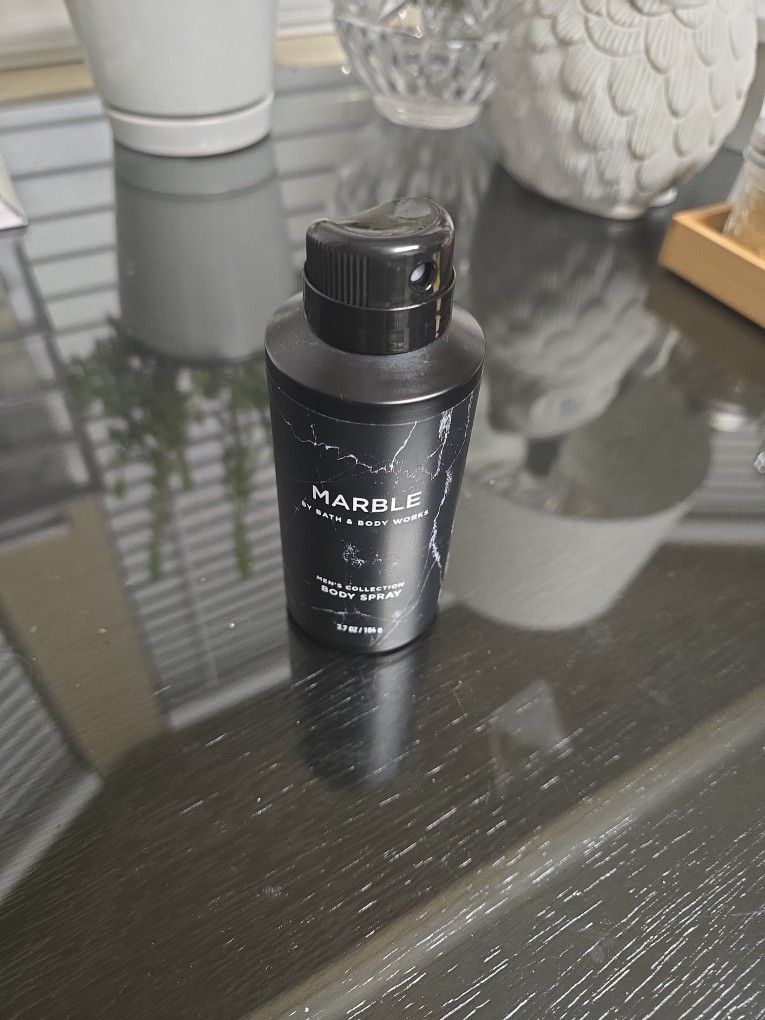 Bath & Body Works Marble Deodorizing Spray