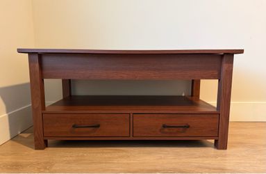 Modern Lift-Top Coffee Table with Hidden Storage – Like New