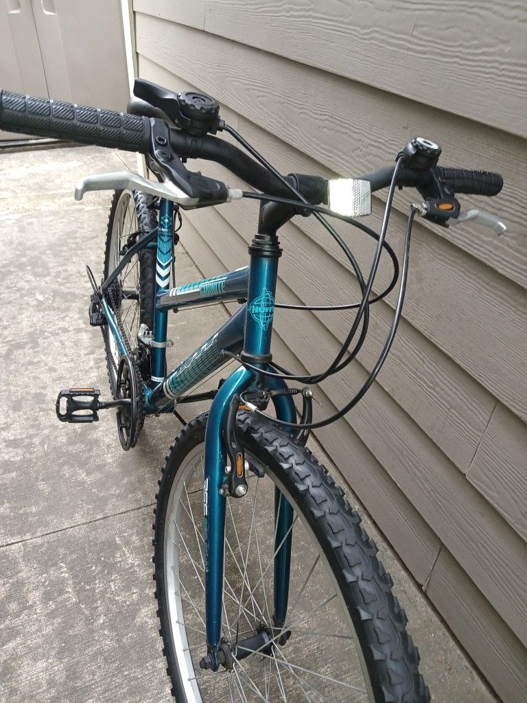 Huffy 26 in Granite Womens Mountain Bike Blue
