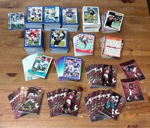 800+ Large NFL Football Trading Card Lot