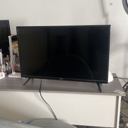 Vizio Smart TV 32 Inch 