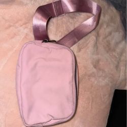 pink belt bag/fanny pack