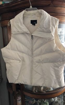 Ana puffer vest