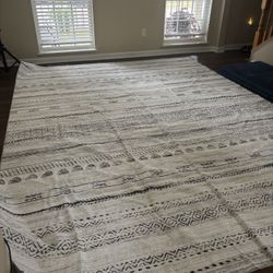 Rug/carpet For Sale