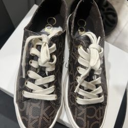 Calvin Klein Women Sneakers 
