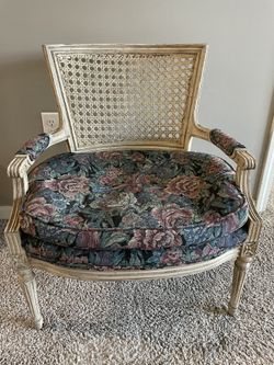 Antique And vintage Chair 