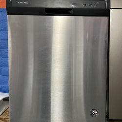 FRIGIDAIRE STAINLESS STEEL DISHWASHER