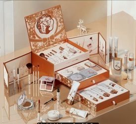 Beautiful Makeup and skin care set
