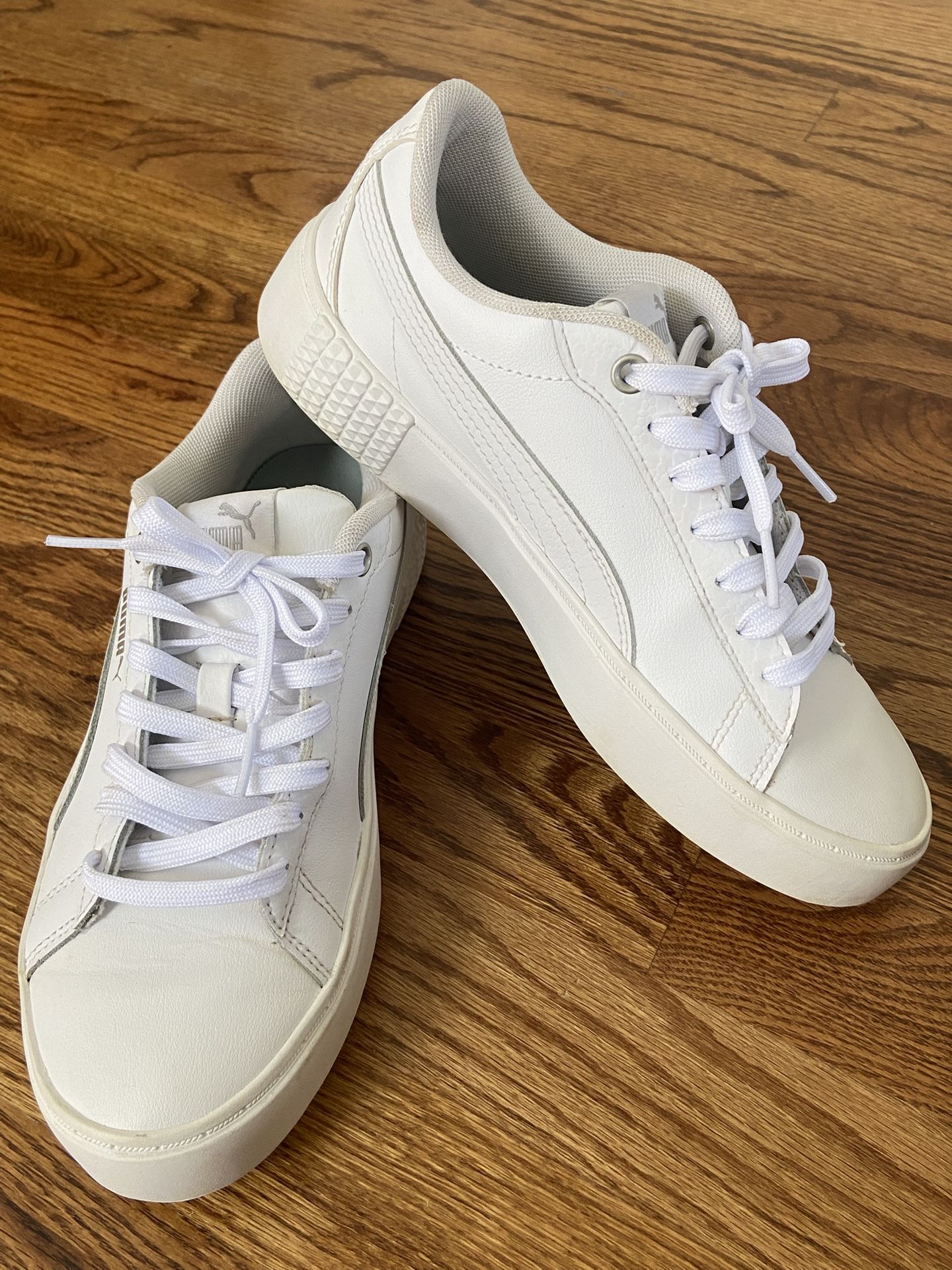 Women’s Puma Sneakers