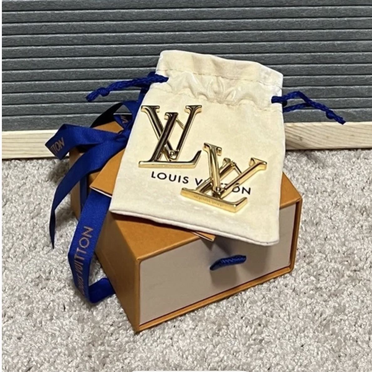 Louis Vuitton Macro Earrings M00958 for Sale in Las Vegas, NV