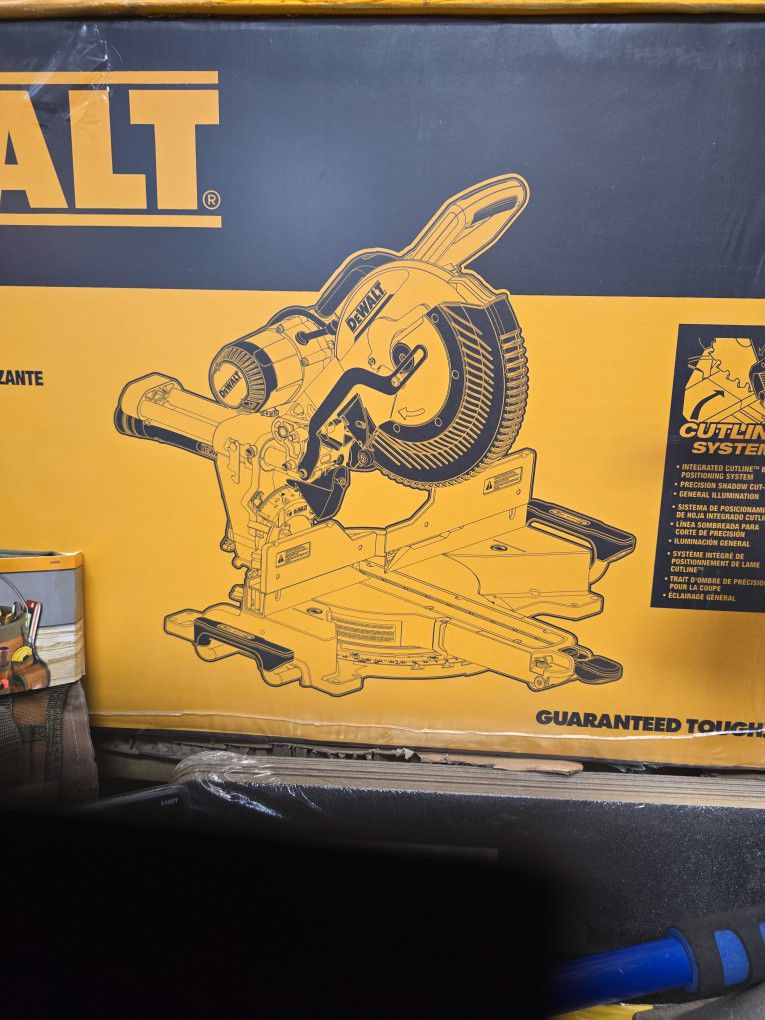 DeWalt 12" Sliding Double Bevel Compound Miter Sae With XP Technology, New, Financing Available 