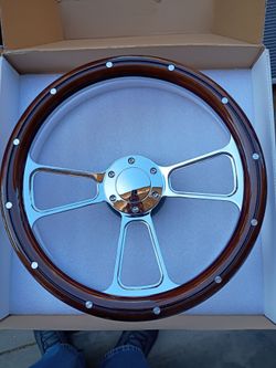 Billet 14 inch steering wheel with Chevy adapter