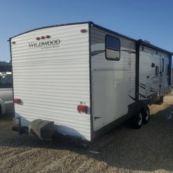 2016 Wildwood  WDT30KQBSS