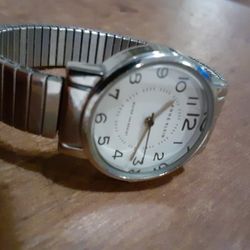 anna klein watch japan silver strechy band Girls Womens Small