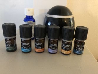 Aromatherapy Oils And Diffuser