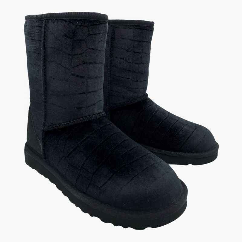 UGG CLASSIC SHORT II CROC BLACK VELVET SUEDE SHEEPSKIN WOMEN'S BOOTS US SIZE 6