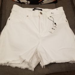 WOMEN'S EXPRESS SHORTS