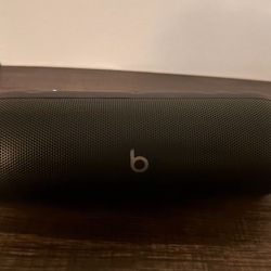 Beats Pill