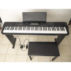 Casio Cdp 235r Workstation Piano Keyboard for Sale in Miami, - OfferUp
