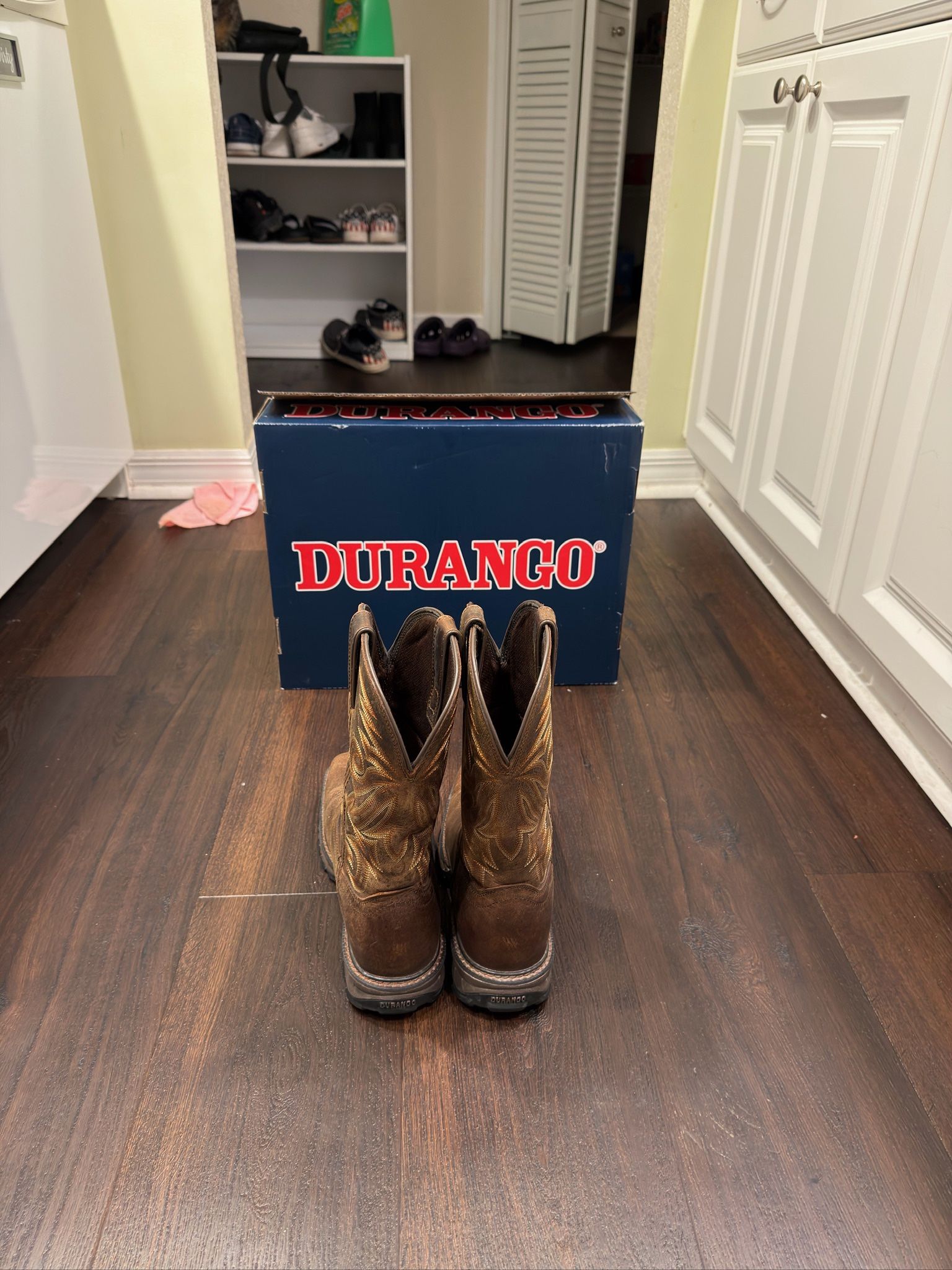 Durango Maverick, XP size M8