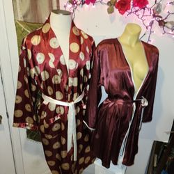 2  Couples Robes For Intimate Rendevous  Mens IsmedLadies Ismed.l