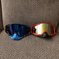 MOTORCYCLE GOGGLES.  BLUE SND GOLD LENS.  ADJUSTABLE STRAP.  $25 EACH.  NEW.  PICKUP ONLY.