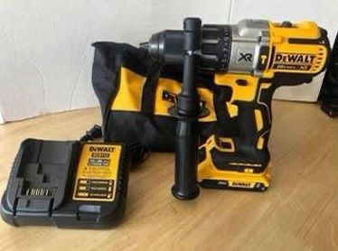 DEWALT 20-Volt MAX XR Cordless 1/2 in. Premium Brushless Hammer Drill with battery and charger