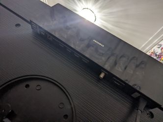 Samsung One Connect Box BN96-44667A with Optical Cable and Remote