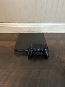 PS4 slim