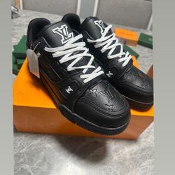 Lv Trainers 