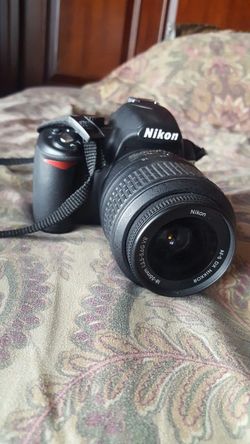Nikon D3100 camera like new!