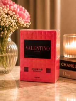 Title

Valentino Donna Born in Roma Extradose Parfum 3.4 fl oz