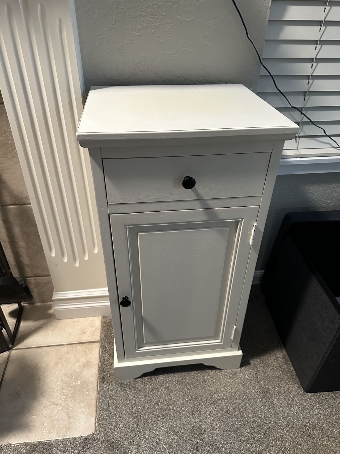 Safavieh Storage Cabinet/Nightstand