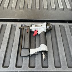 Husky 2-in-1 Brad Nailer/Stapler