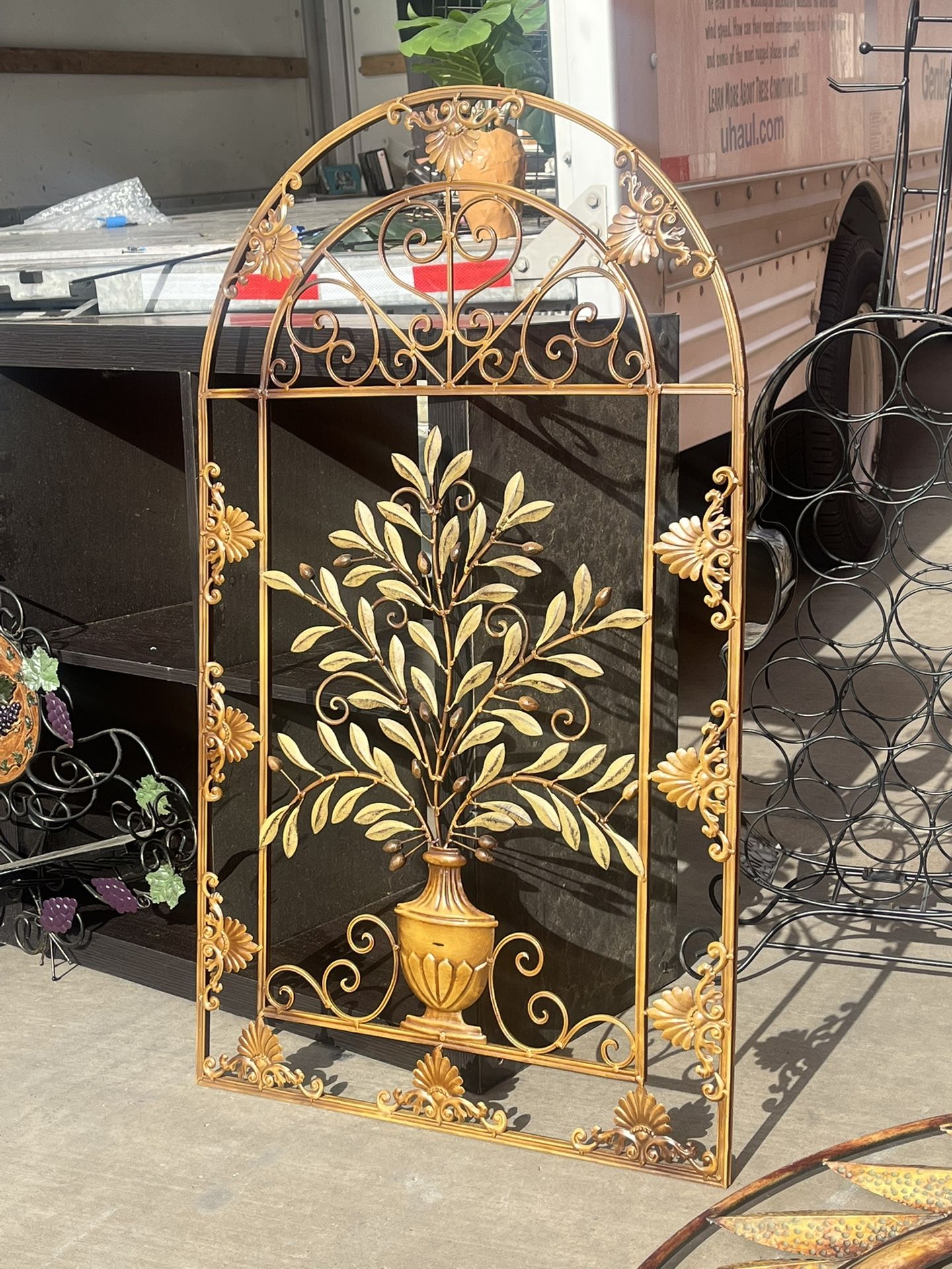 Mirrors And Wall Hangings Decorative Variety