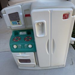 Vintage Step 2 Tea Set 