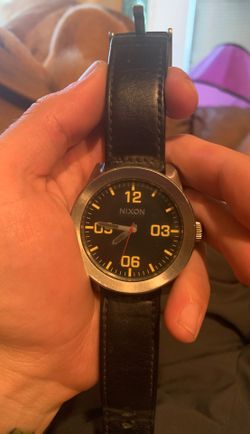 NIXON “THE CORPORAL” WATCH