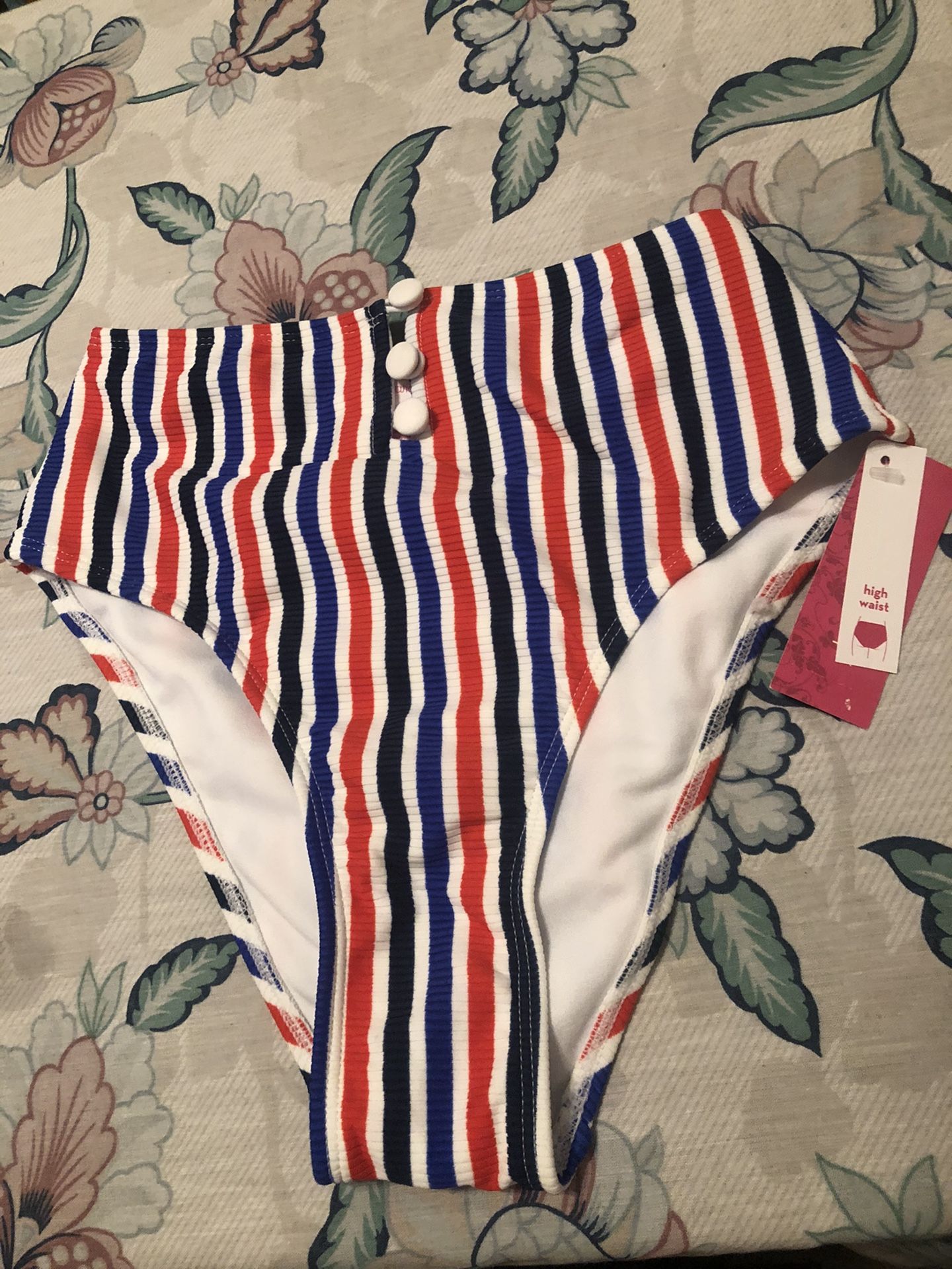 Small bikini bottom