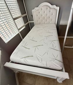 Madelyn Twin White Upholstered Panel Bed