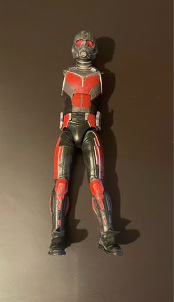 Marvel Legends Giant Man Ant-Man MCU BAF Incomplete