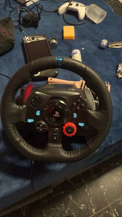 Logitech G29 with shifter included all ports workin perfectly fine