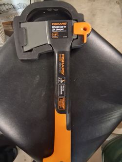 Fiskars X7 Hatchet 14 Inch