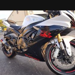 2019 SUZUKI GSXR 750