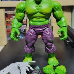 Marvel Legends Incredible Hulk 