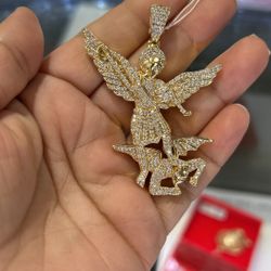 Death Is Defeated Pendant 